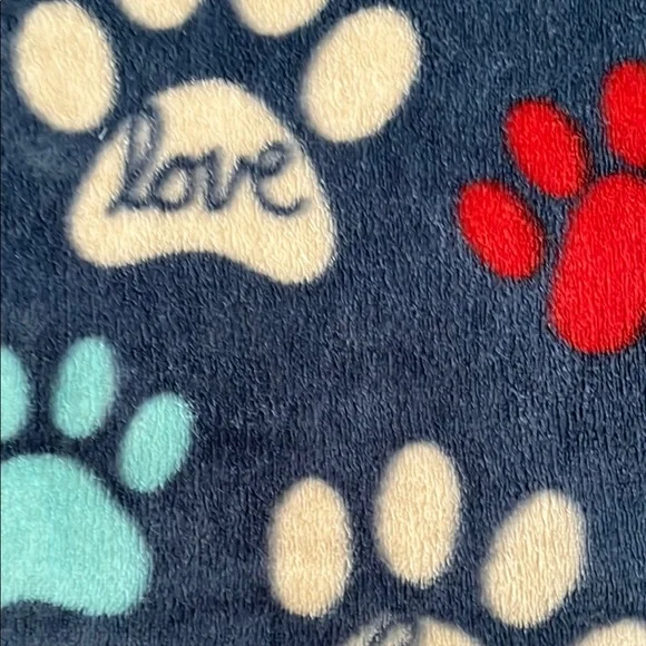 Paw print throw blanket - Picture 3 of 3